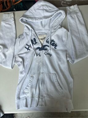 Hollister White Zip-Up Hoodie with Navy Logo